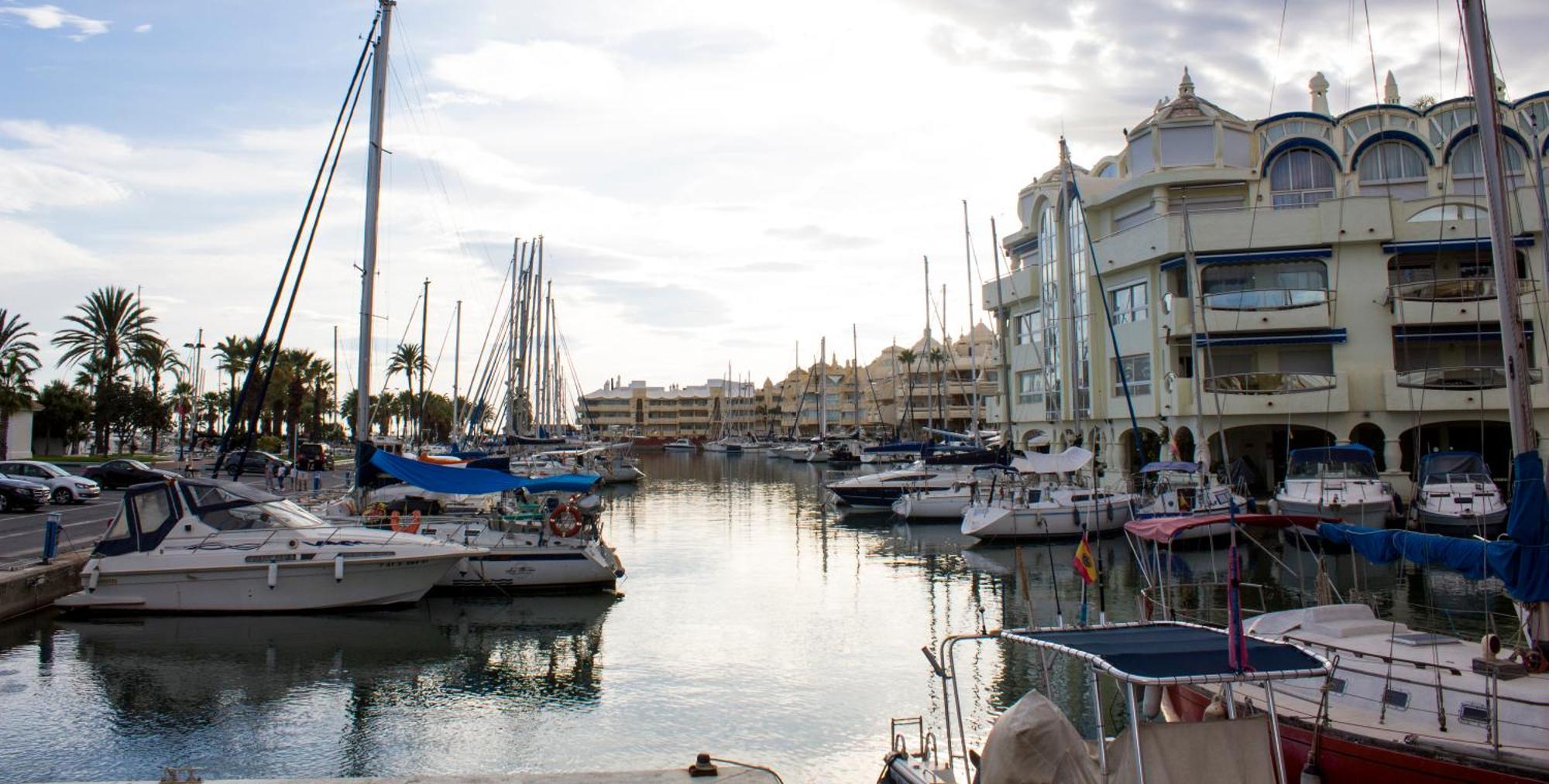Benal Beach Suite Ii, Estudio Con Parque Acuatico Y Vistas Al Mar. Benalmádena Exterior photo