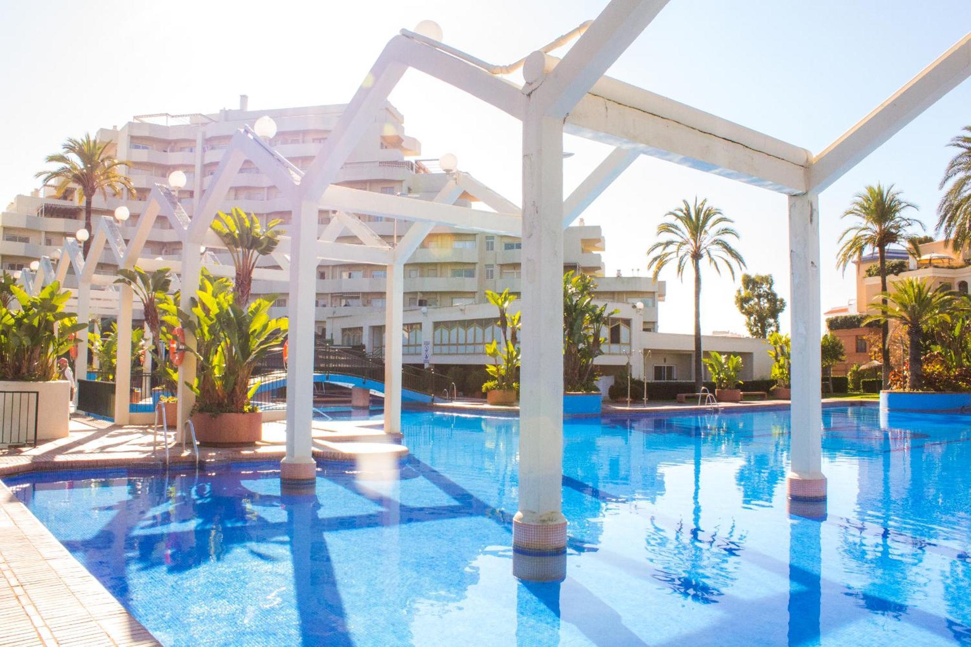 Benal Beach Suite Ii, Estudio Con Parque Acuatico Y Vistas Al Mar. Benalmádena Exterior photo