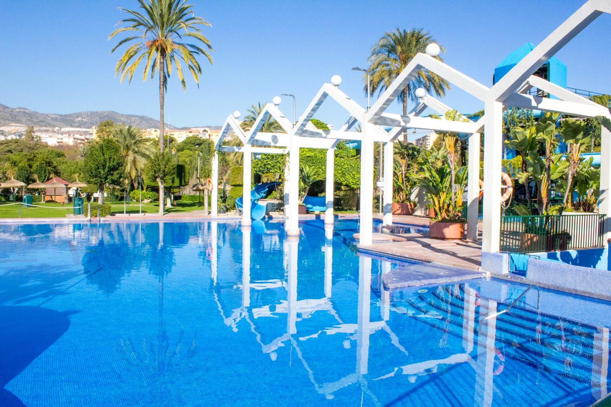Benal Beach Suite Ii, Estudio Con Parque Acuatico Y Vistas Al Mar. Benalmádena Exterior photo