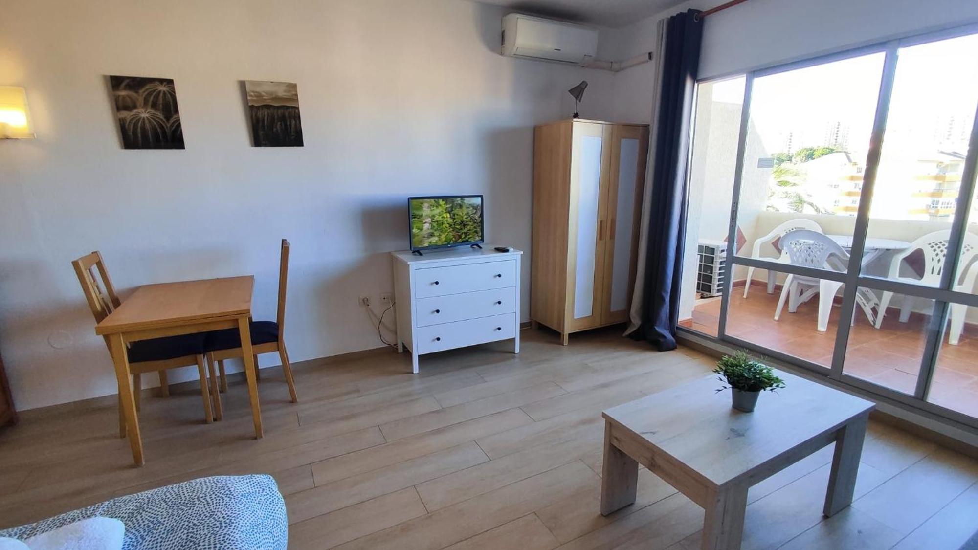 Benal Beach Suite Ii, Estudio Con Parque Acuatico Y Vistas Al Mar. Benalmádena Exterior photo
